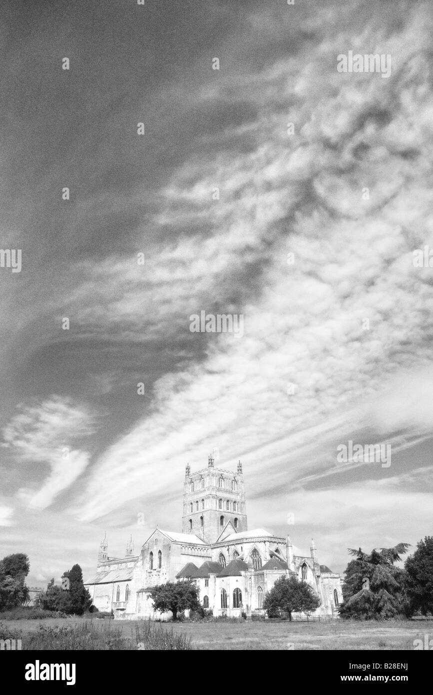 Tewkesbury's 12th century classic medieval Abbey Stock Photo Alamy