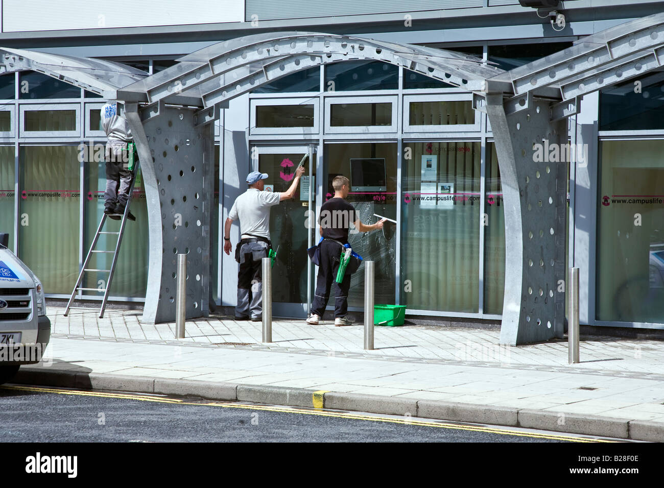 Commercial Window Cleaners Middlesbrough Stock Photo Alamy