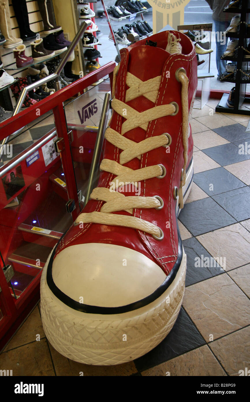 Converse sale 2017 thailand cheap