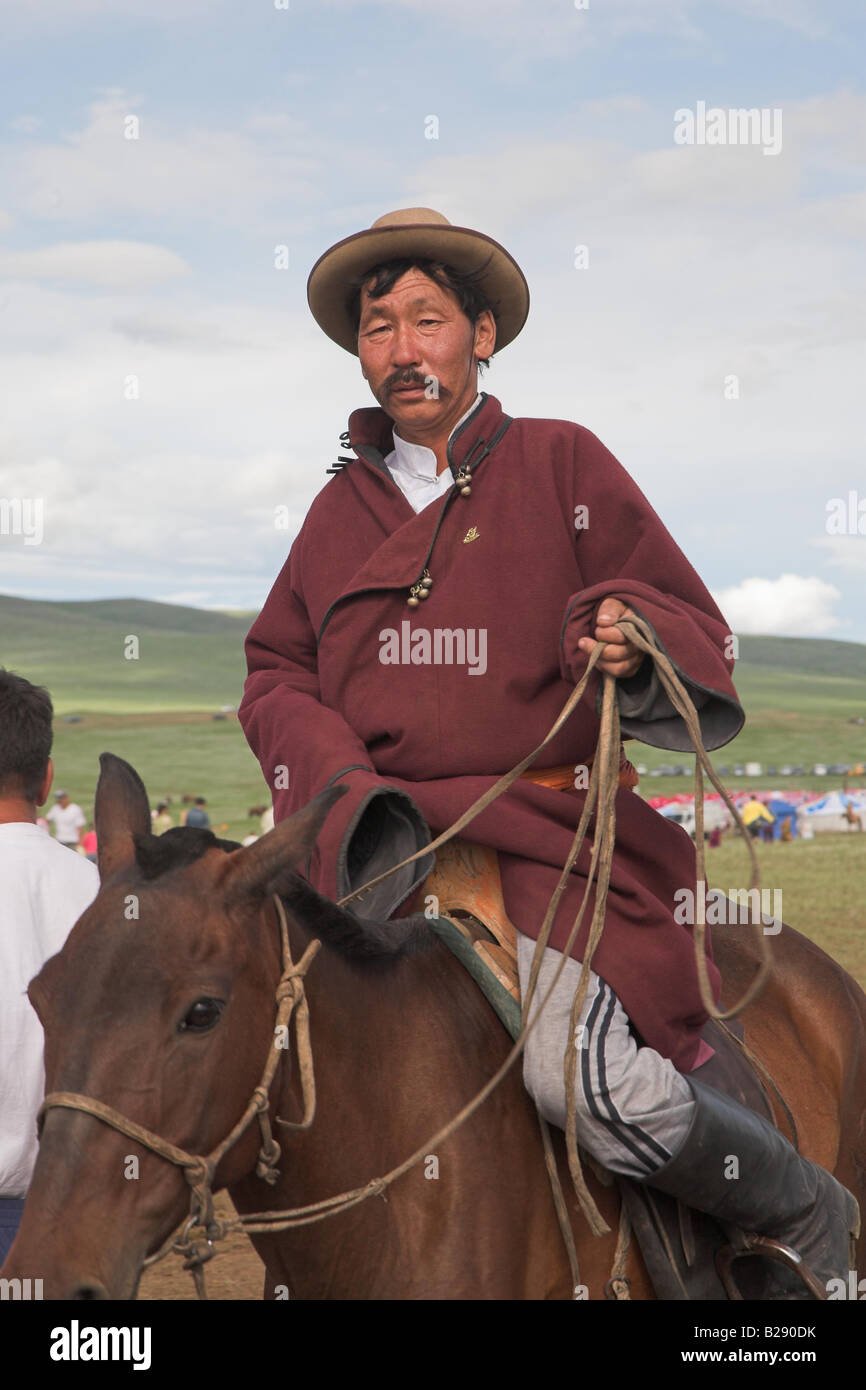 Eriin gurvan naadam hires stock photography and images Alamy