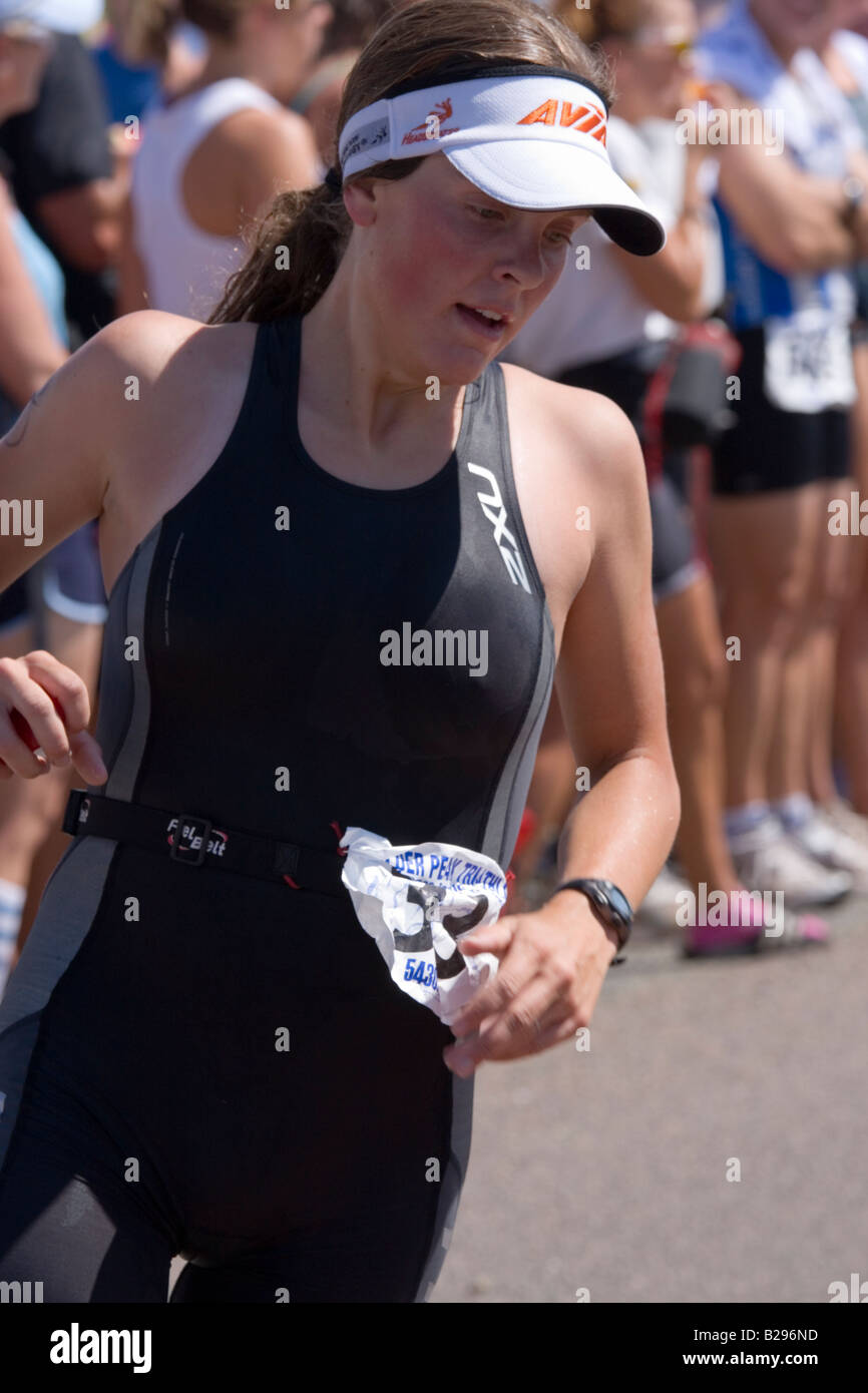 Leah Daugherty running hard at the Boulder Peak Triathlon Stock Photo