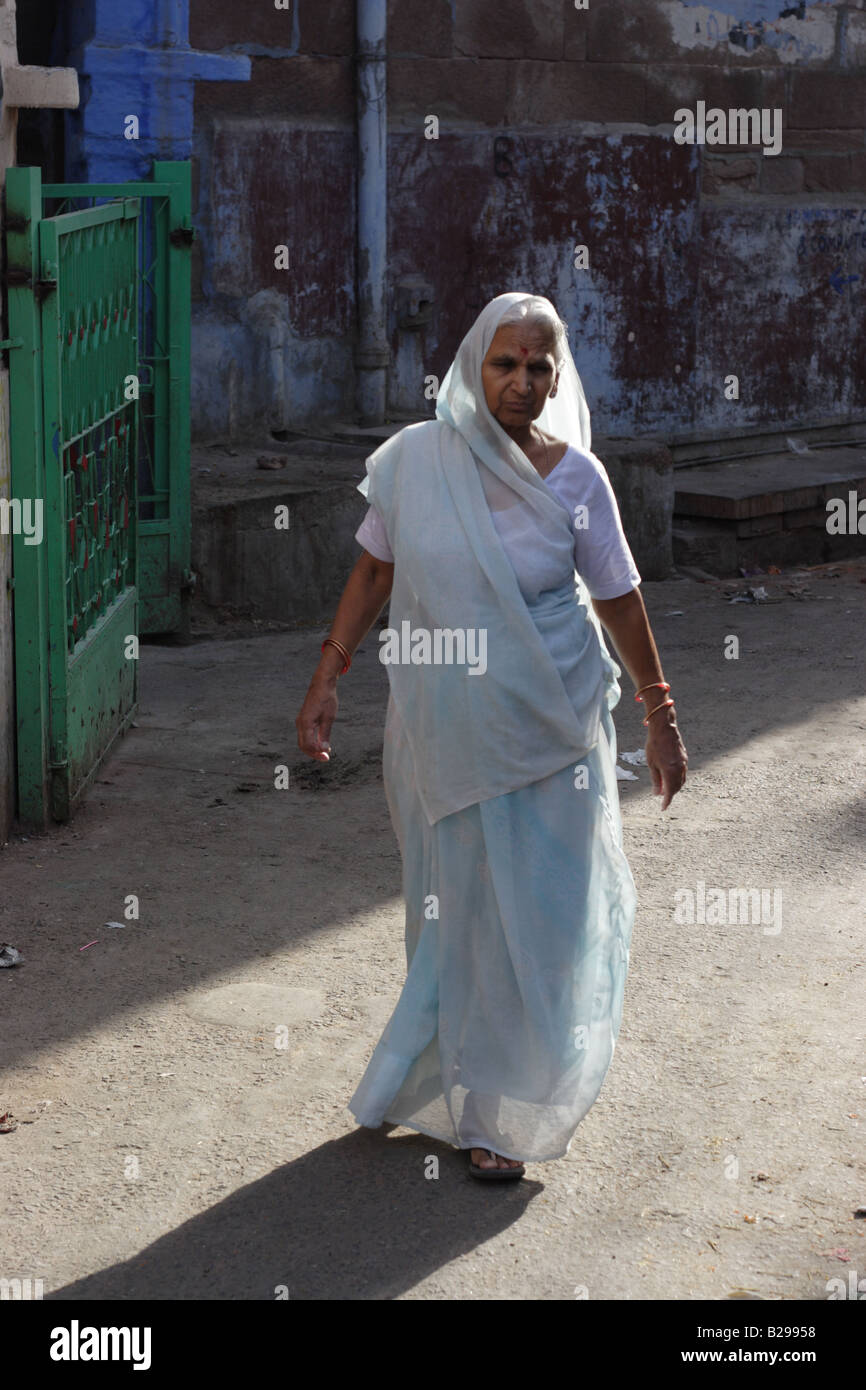 Street scene in Blue city, Jodhpur, Rajastan , India Stock Photo - Alamy