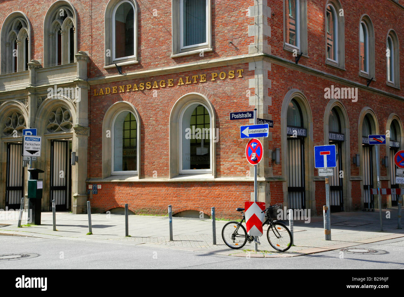 Old post office / Hamburg Stock Photo Alamy