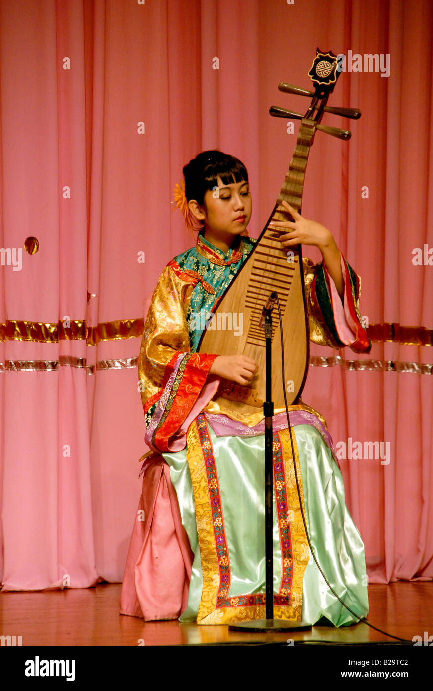 Chinese Musicians Xian China Ref WP NATT 000610 0032 COMPULSORY CREDIT