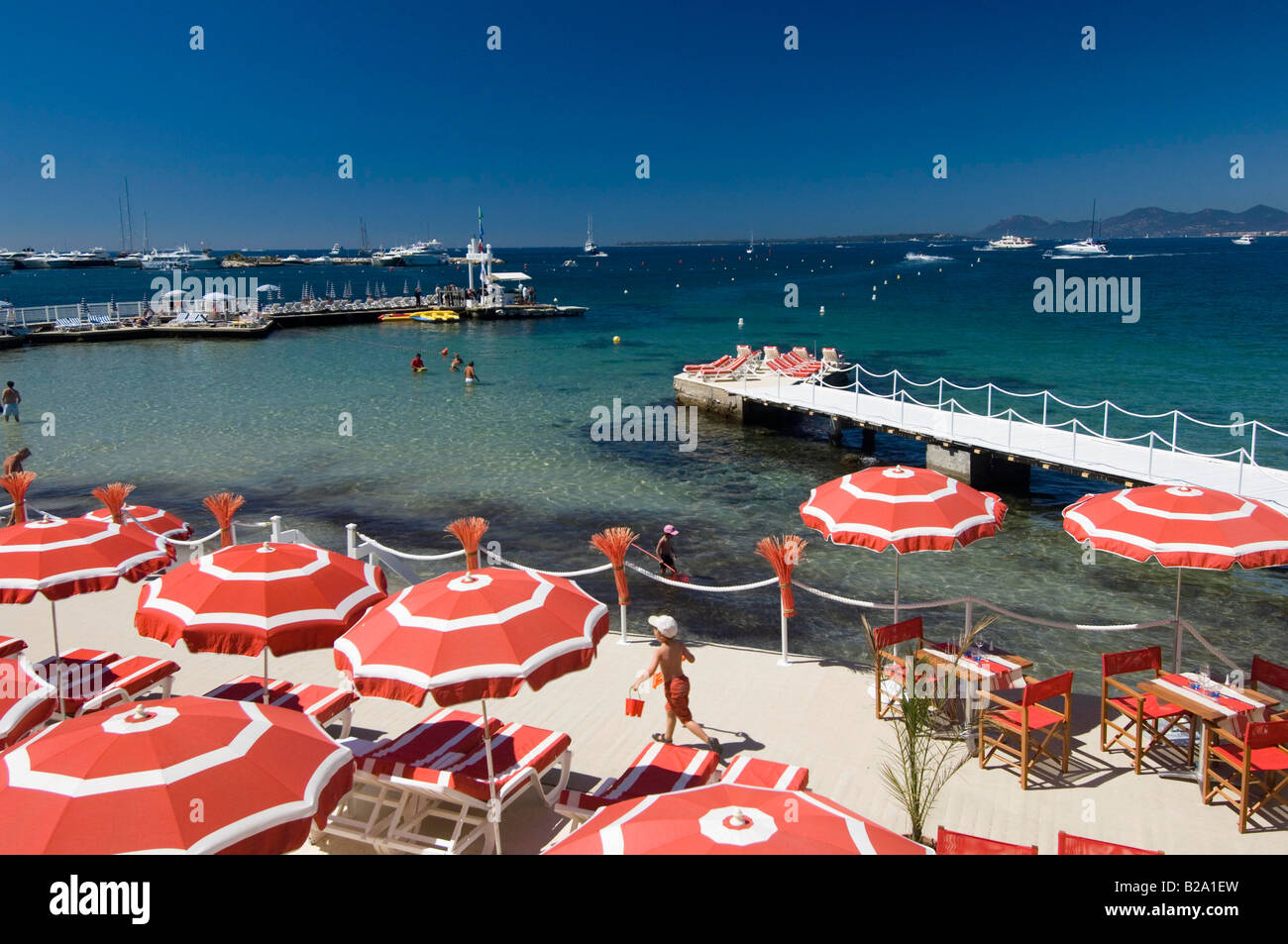 Juan Les Pins Beach High Resolution Stock Photography and Images Alamy