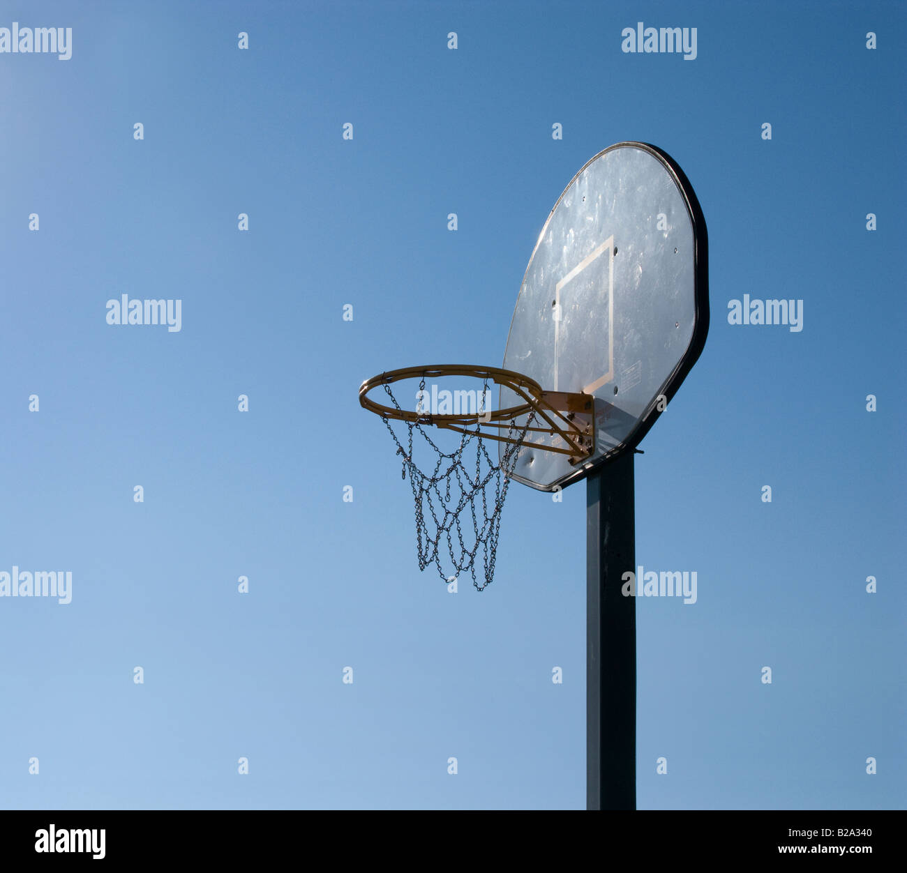 outdoor basketball hoop and backboard Stock Photo Alamy