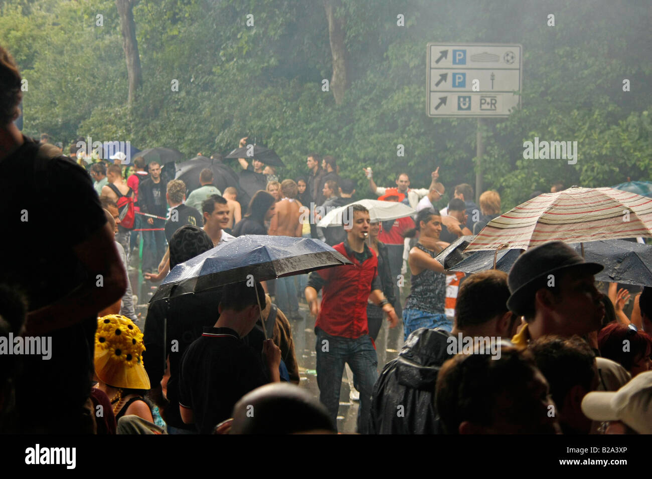 Rain parade hires stock photography and images Alamy