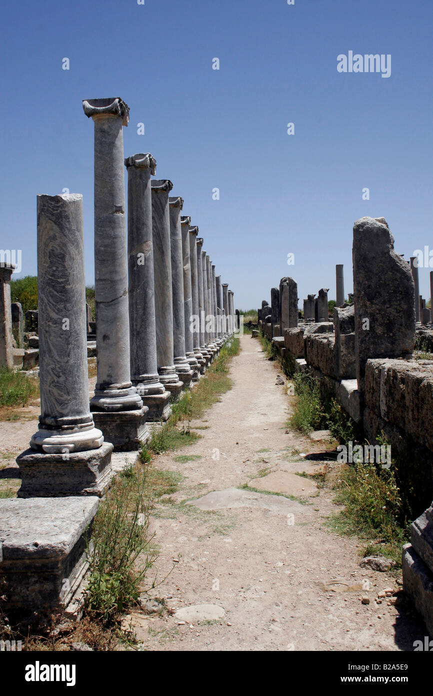 ROMAN PAVEMENT AND COLONNADE IN PERGE, TURKEY. Stock Photo