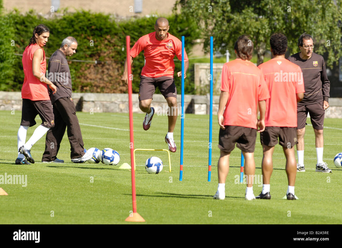 🏀 Laureus Ambassador Chris Paul ❎ FC Barcelona ⚽️ \, image size:1300x945
