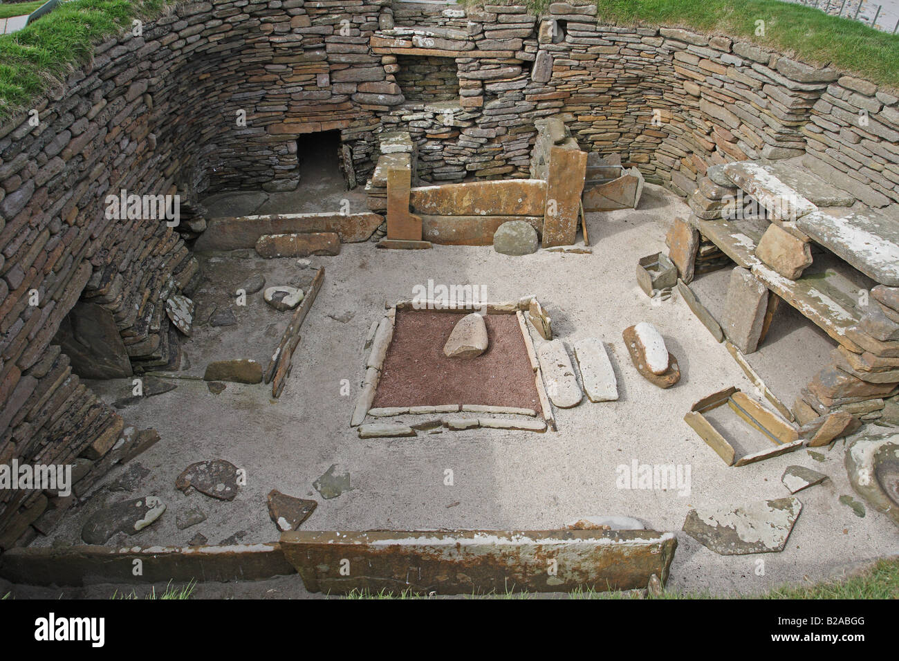 SKARA BRAE STONE AGE HOUSES ORKNEY LAY OUT OF HOUSE SHOWING STORAGE SPACE Stock Photo