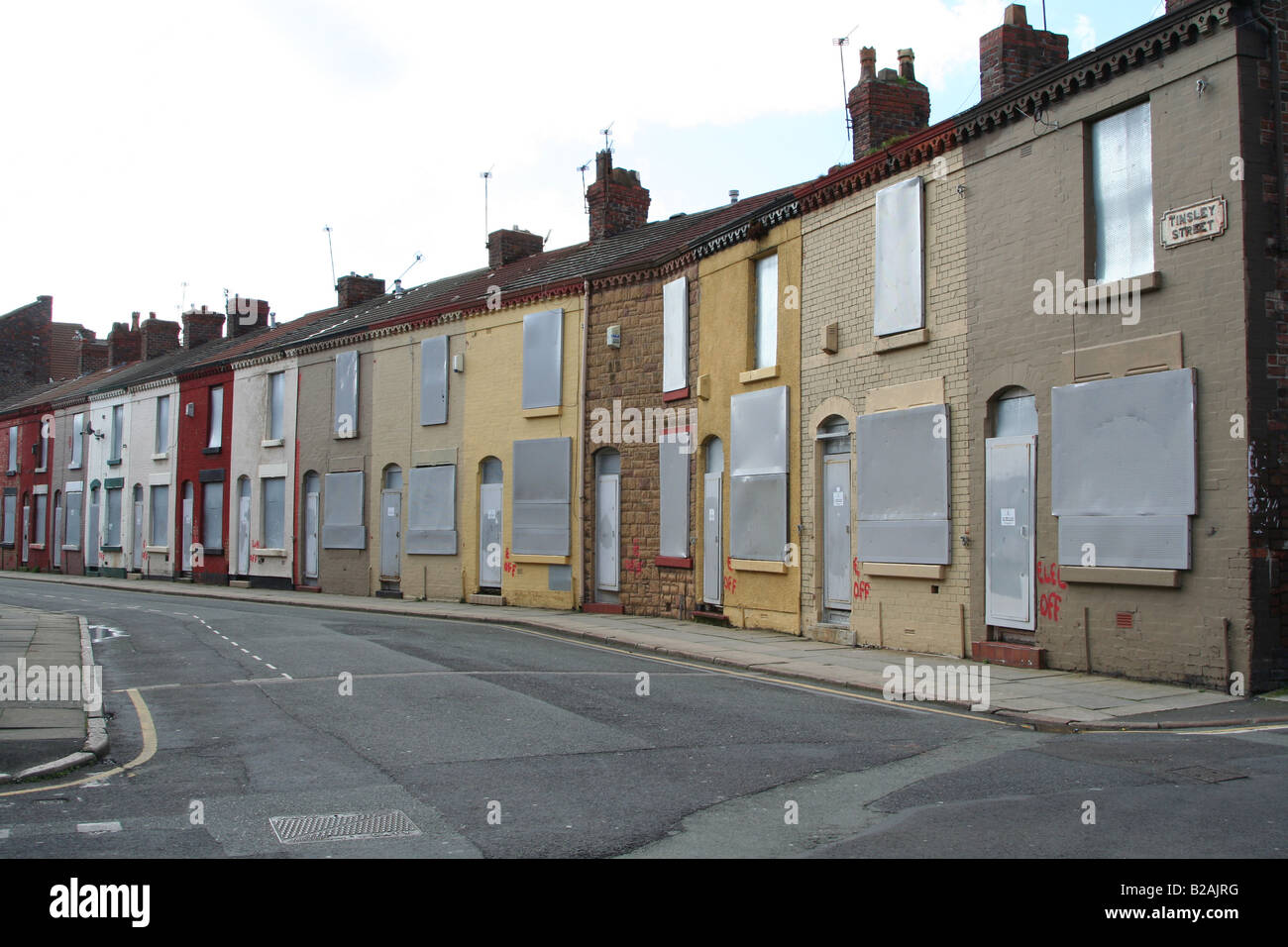 Repossessed house uk hires stock photography and images Alamy