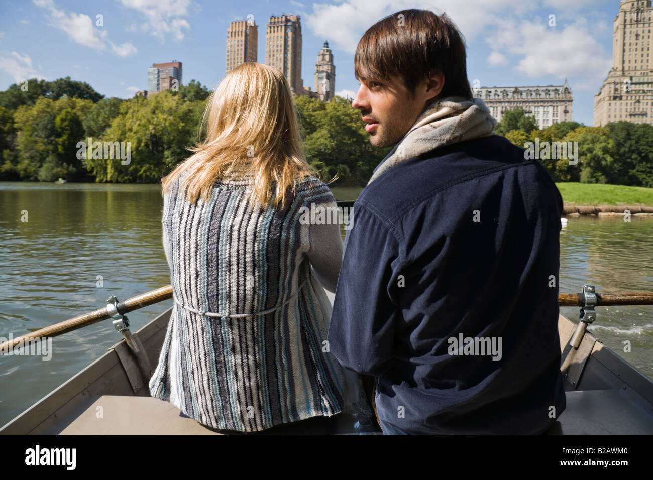 Couple boating in Central Park, New York City Stock Photo