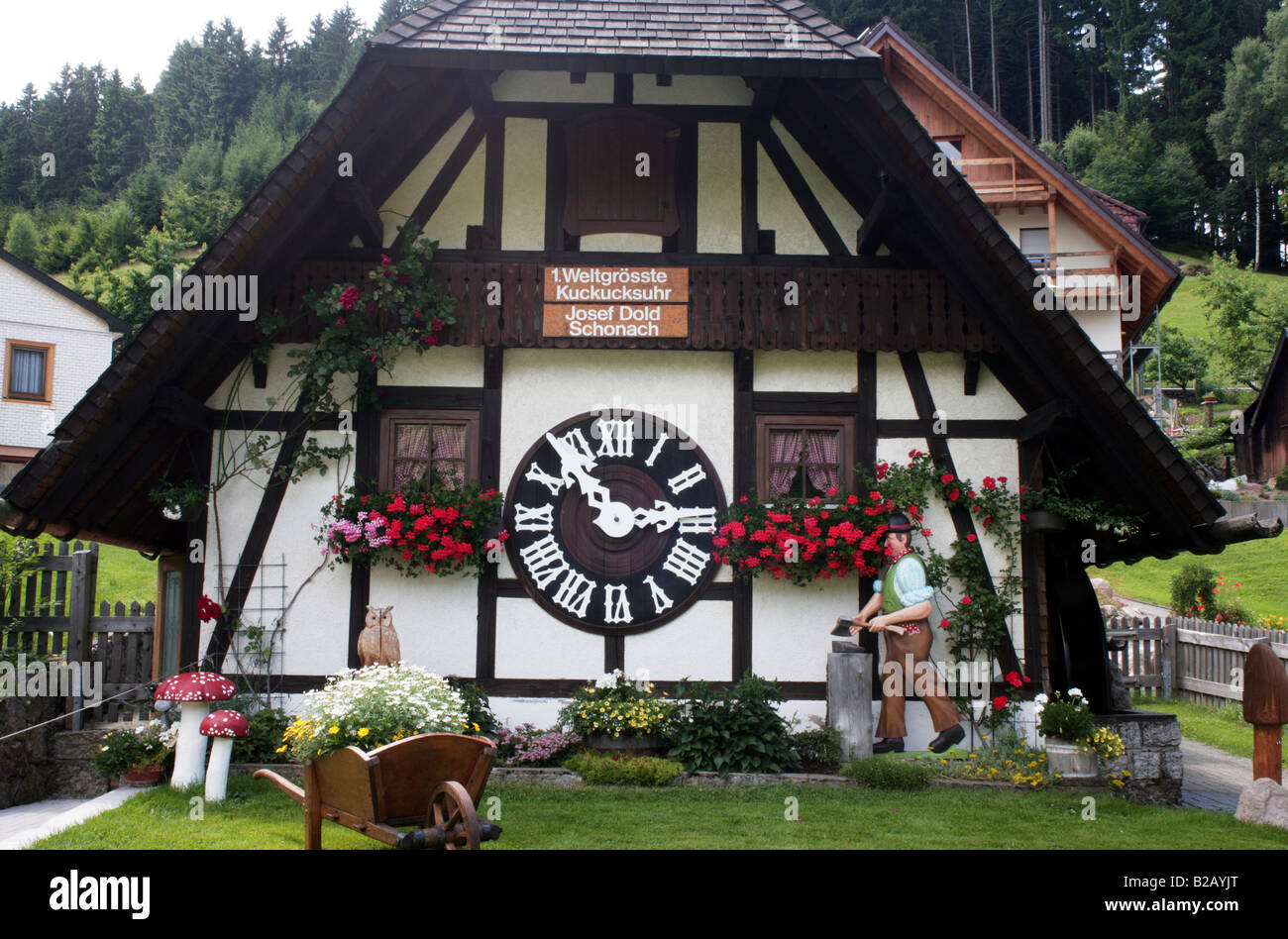 Largest cuckoo clock schonach hires stock photography and images Alamy