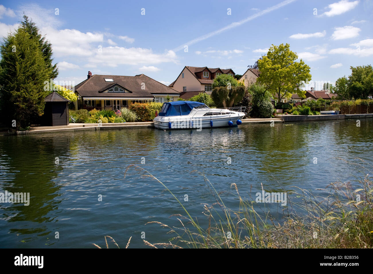 Riverside Broxbourne Essex Stock Photo Alamy