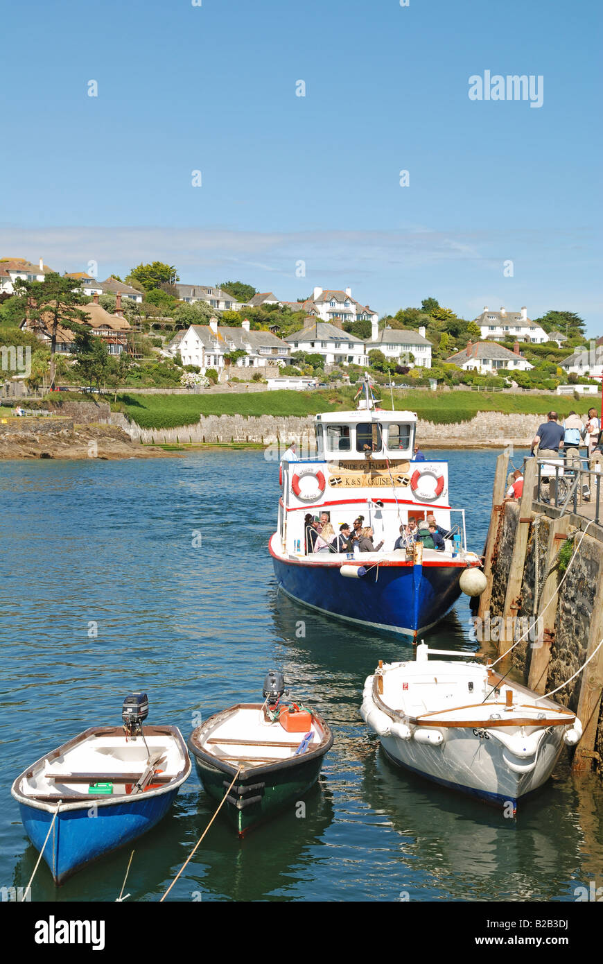 the st.mawes to falmouth ferry coming into harbour at st.mawes,cornwall,uk Stock Photo