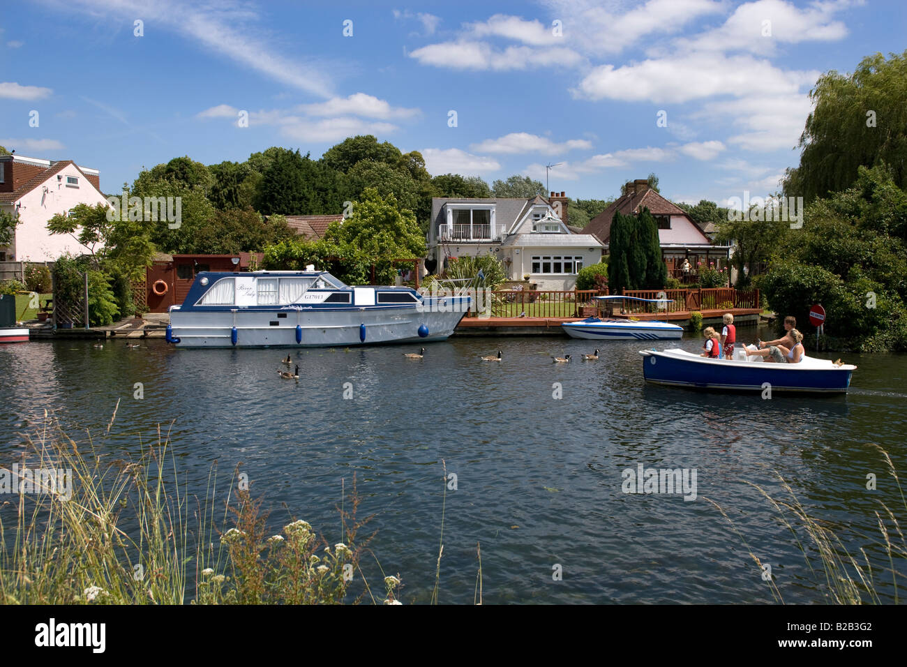 Riverside Broxbourne Essex Stock Photo Alamy