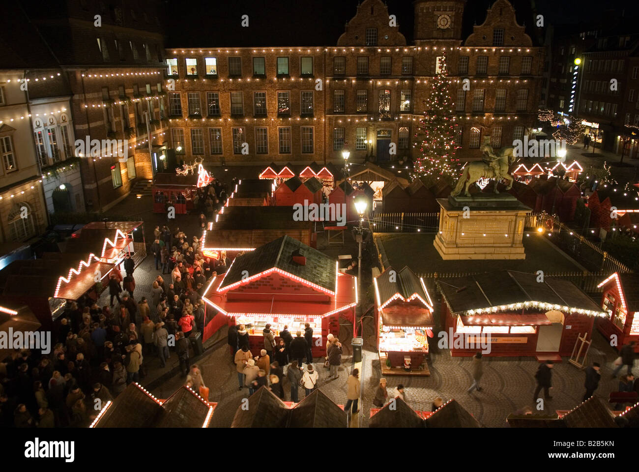 christmas market on the Rathausplatz in Duesseldorf, Germany Stock Photo