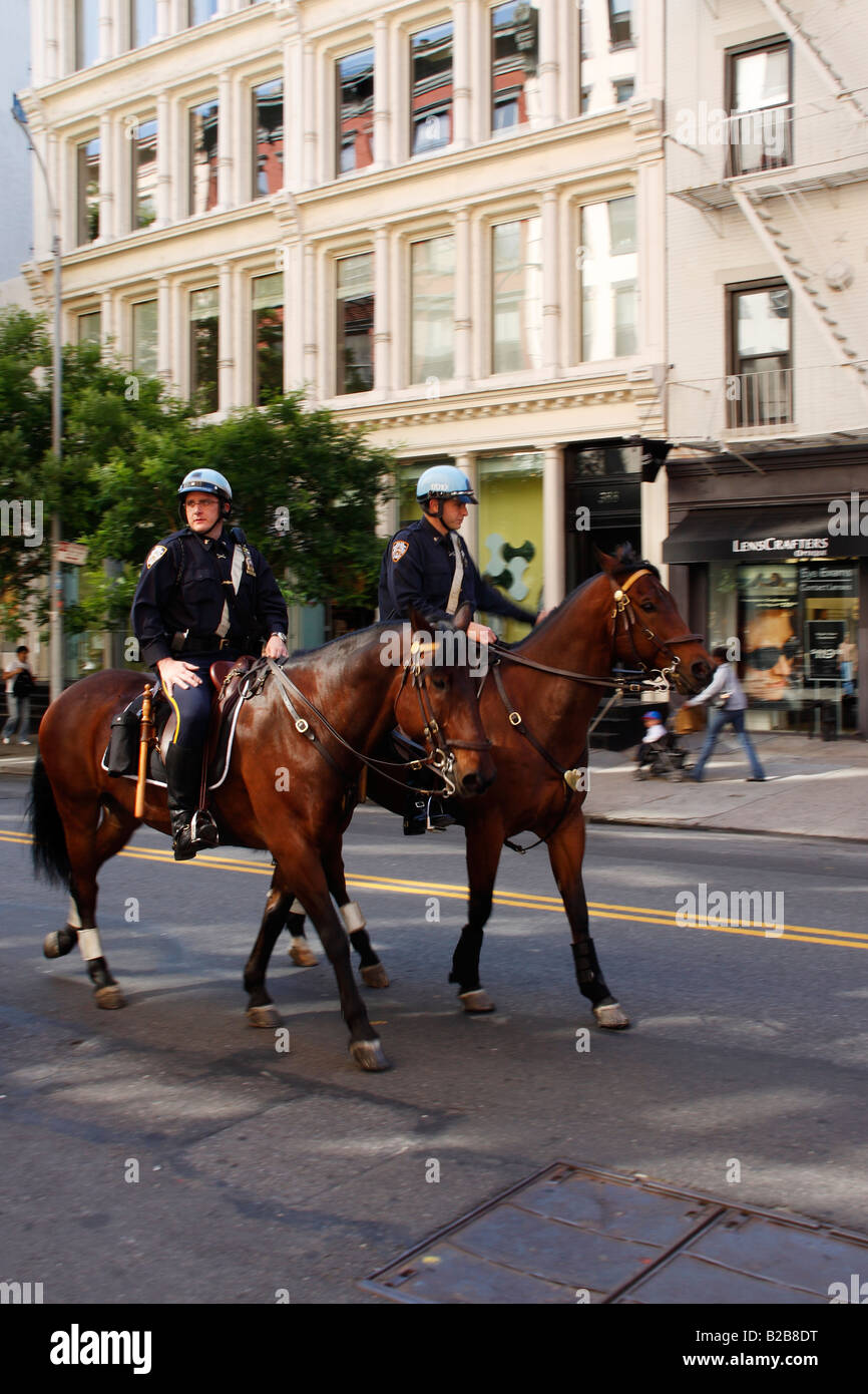 Horse mounted police New York City, USA Stock Photo Alamy