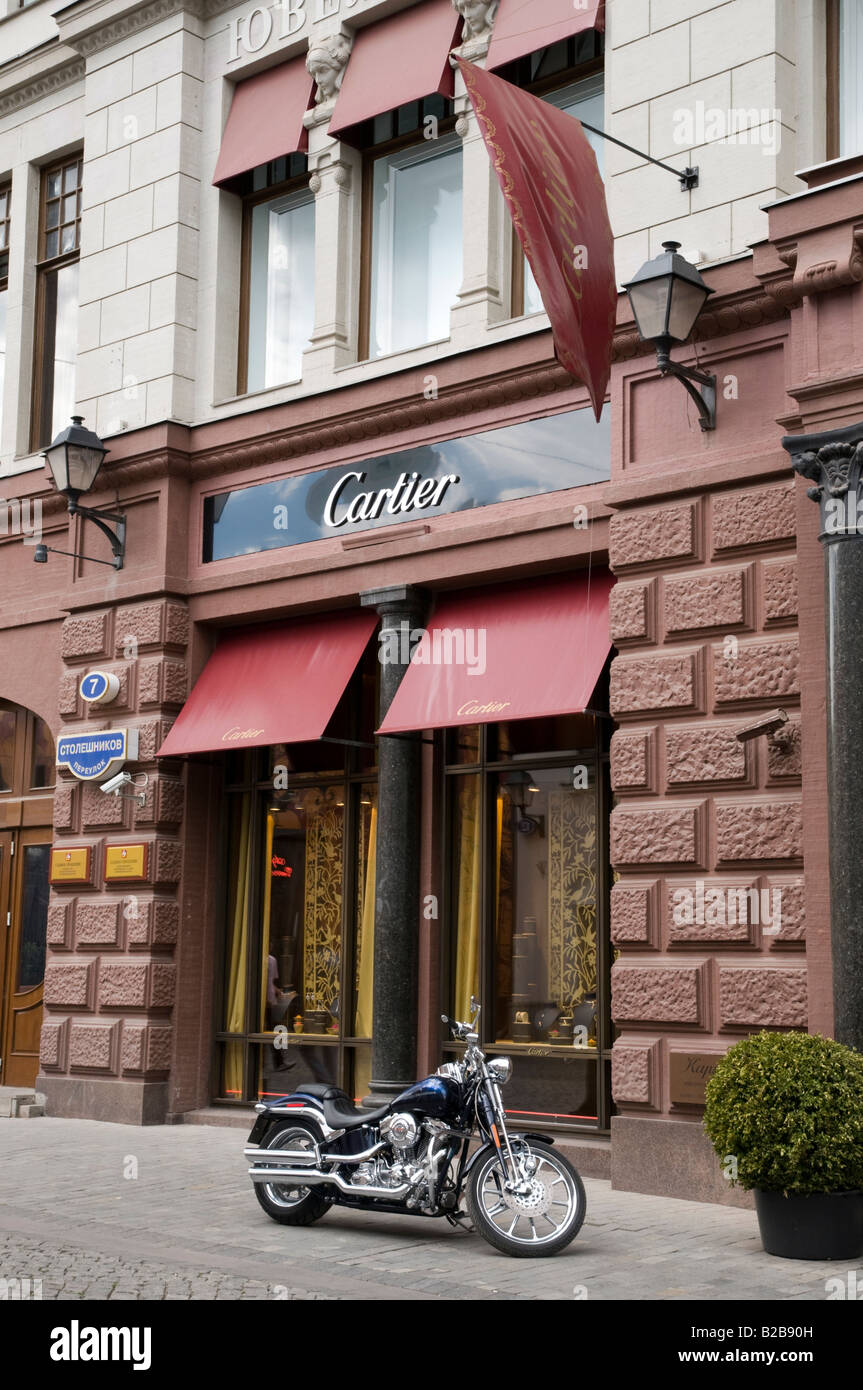 Cartier shop on Stoleshnikov pereulok 