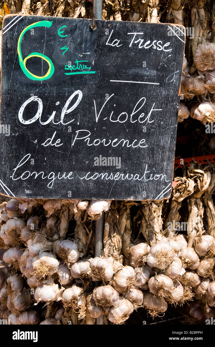 The display of Provencal purple garlic, Cours Saleya Market, Old Town of Nice, South France Stock Photo