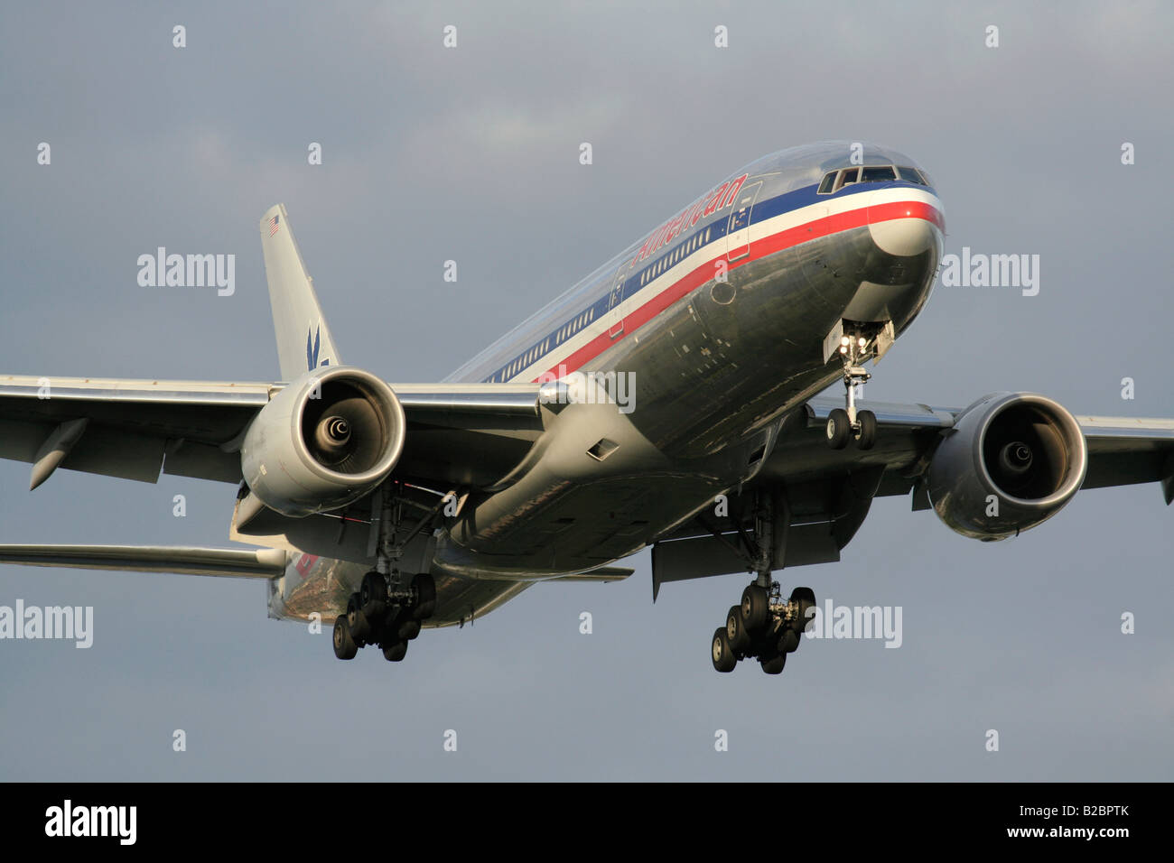American Airlines Boeing 777-200ER on approach Stock Photo