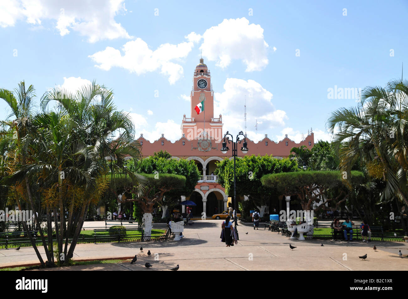 Plaza de la Independencia Square, Palacio Municipal, Merida, Yucatan, Mexico, Central America Stock Photo
