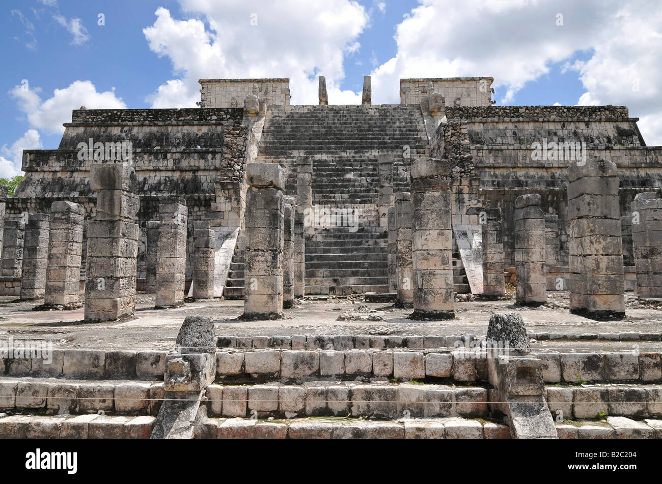 Temple of the Warriors, Zona Nord, Chichen-itza, new wonder of the world, Mayan and Toltec archaeological excavation Stock Photo