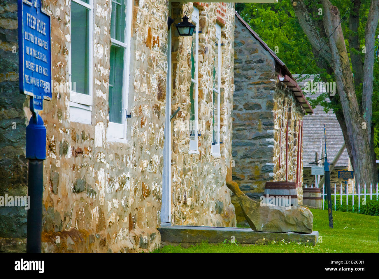 Limestone houses on Huguenot Street New Paltz New York Stock Photo Alamy