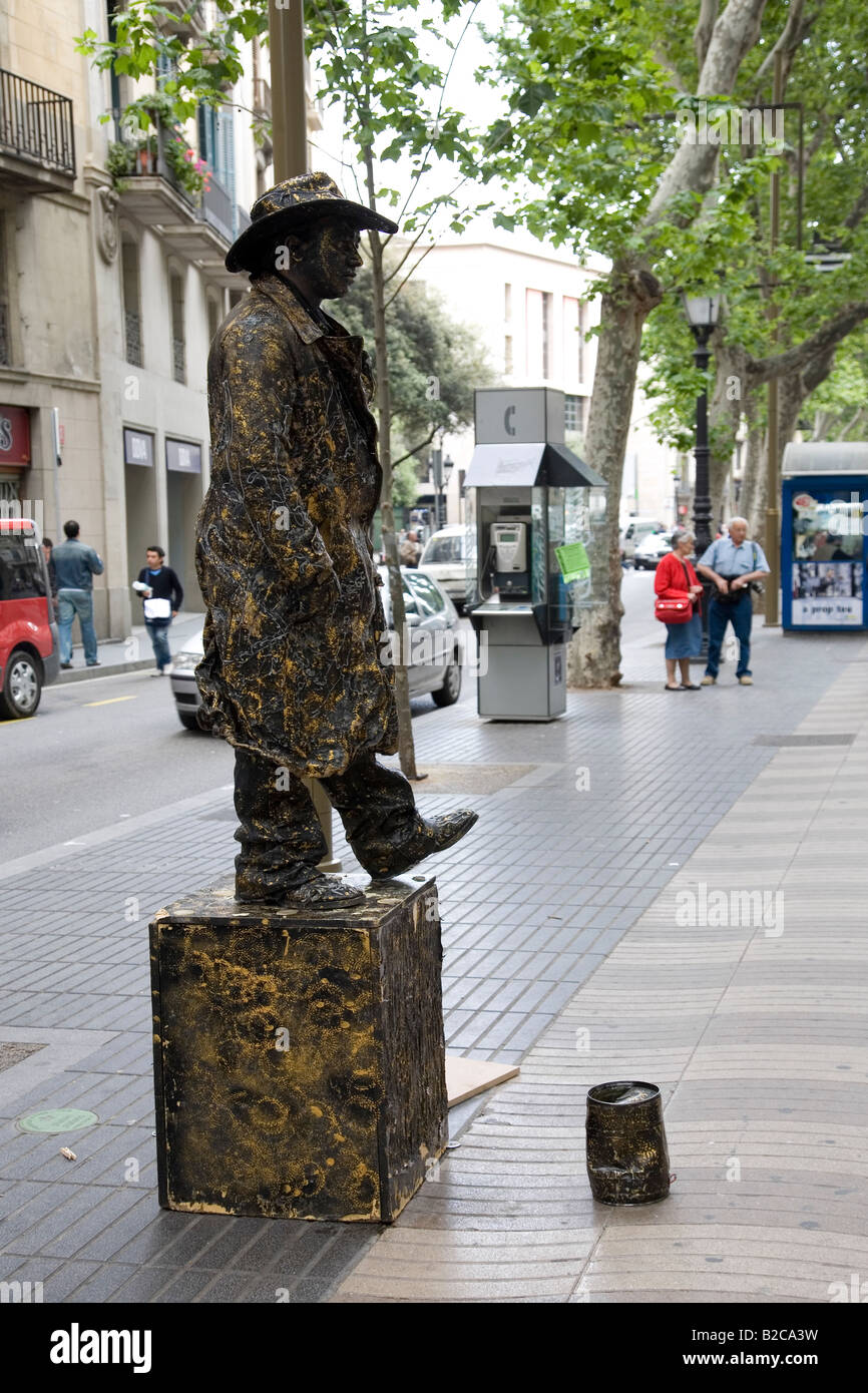 Street performers on La Ramblas Barcelona Spain May 2008 Stock Photo
