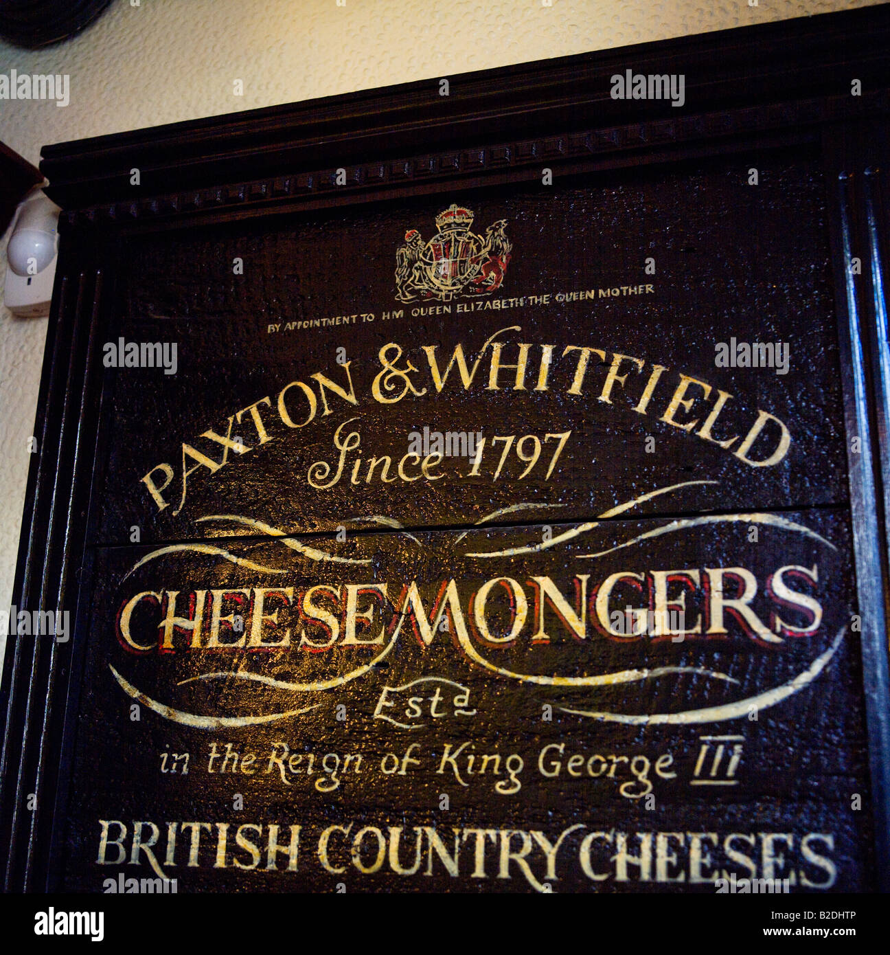 Paxton And Whitfield Cheesemongers Jermyn Street London England Uk