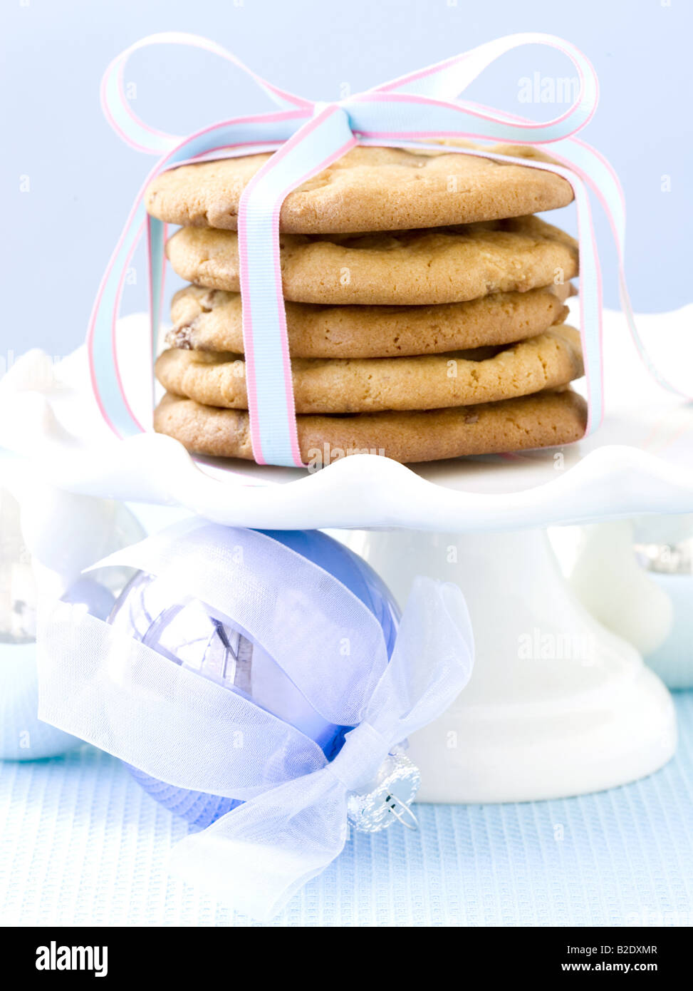 A holiday gift of cookies Stock Photo - Alamy