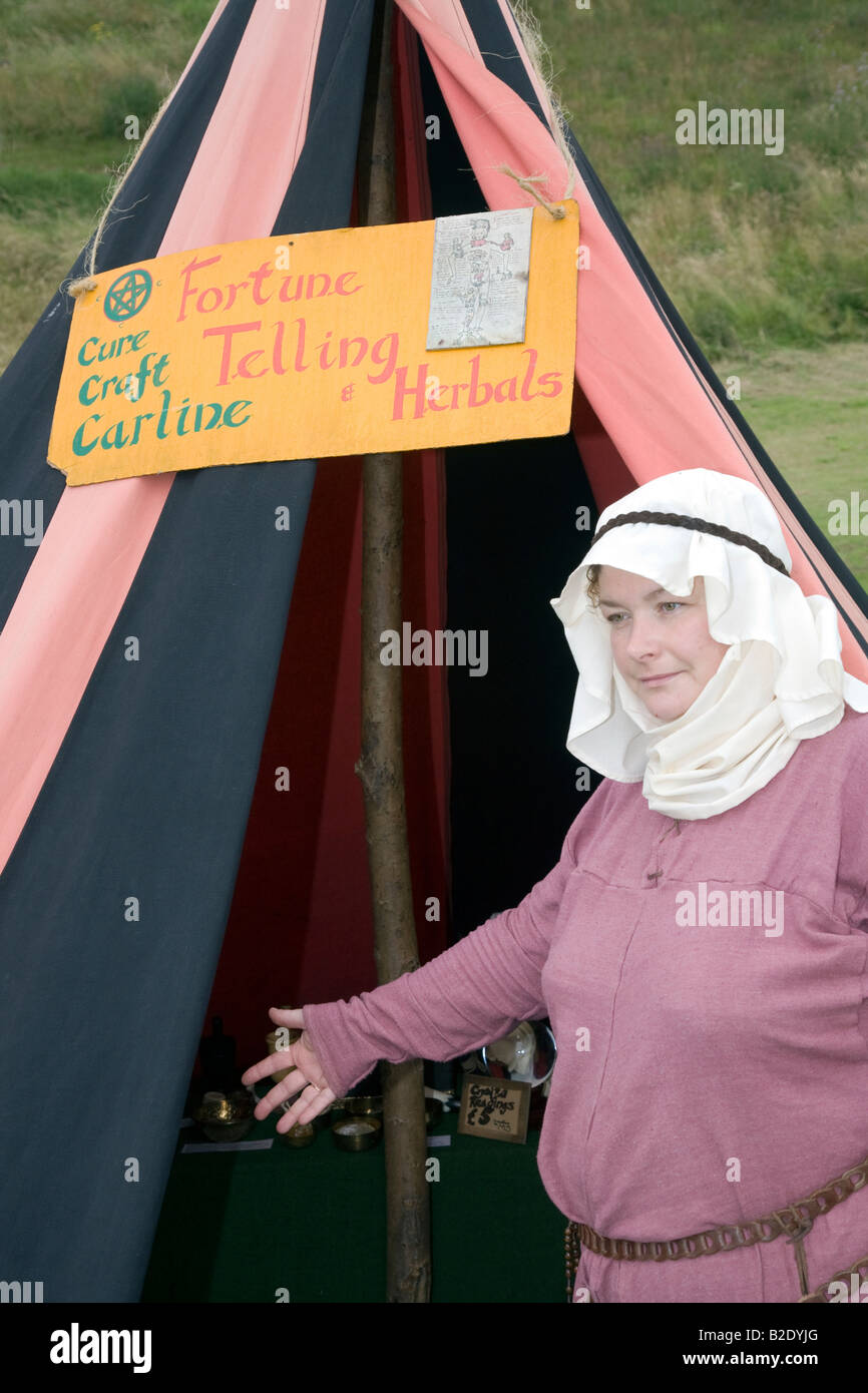 Fortune teller fair hires stock photography and images Alamy