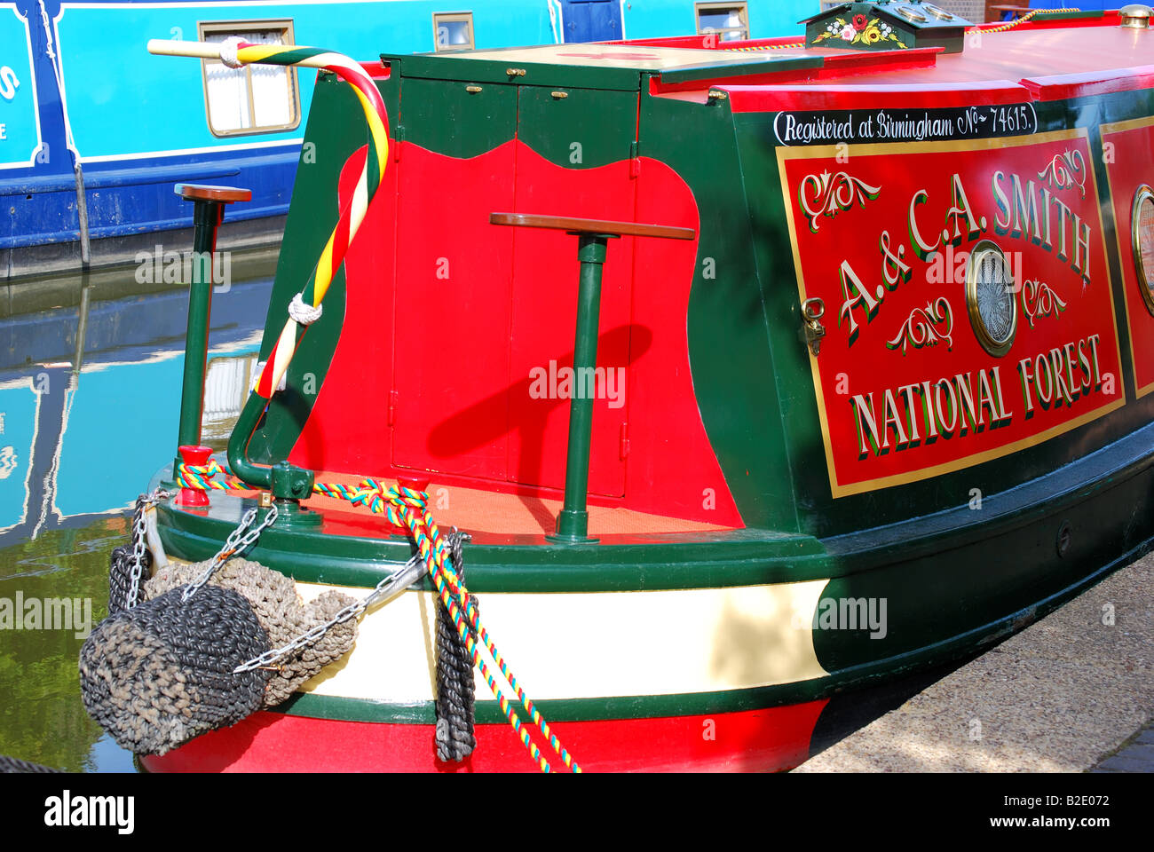 Canal boats on Oxford Canal, Banbury, Oxfordshire, England, United