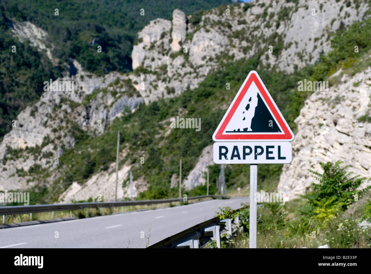 France Alpes de Haute Provence traffic sign falling fallen rocks near Entrevaux Stock Photo