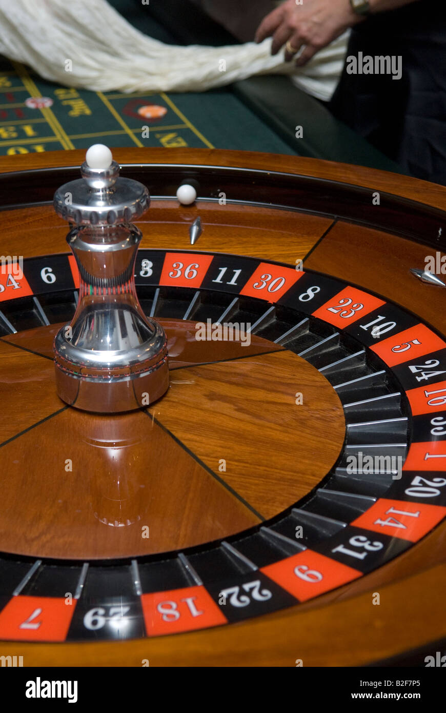 Salon Roulette Wheel Roulette wheel hi-res stock photography and images - Alamy