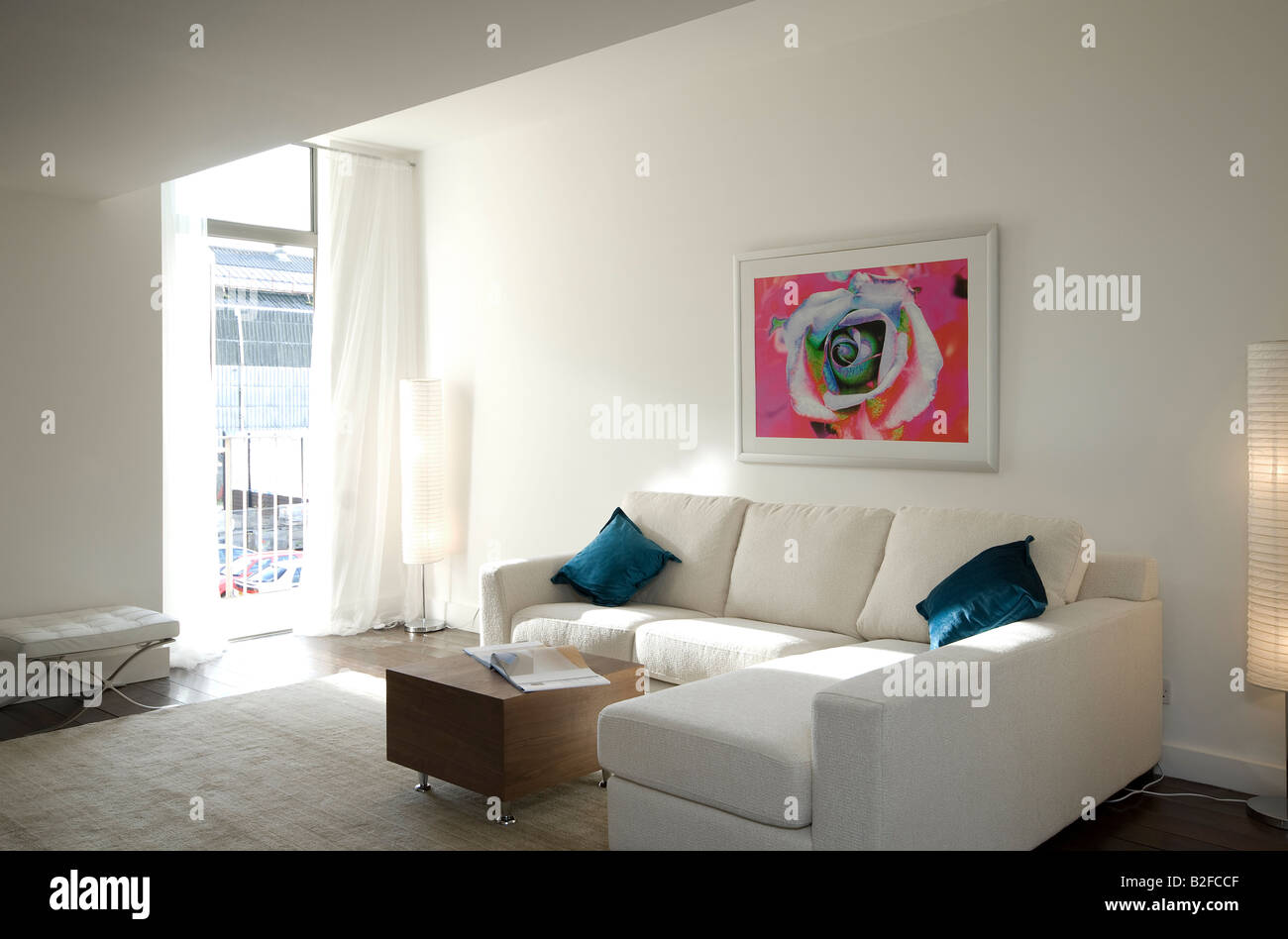 interior of modern, contemporary apartment lounge Stock Photo Alamy
