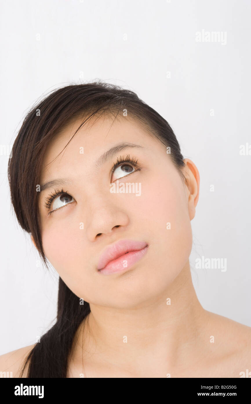Thinking beauty black woman hi-res stock photography and images - Alamy