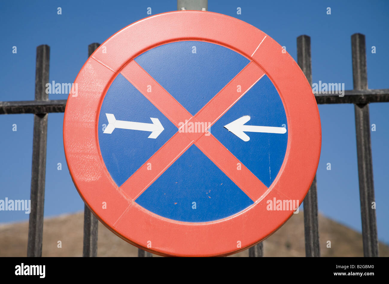 Traffic sign meaning no parking in either direction Stock Photo