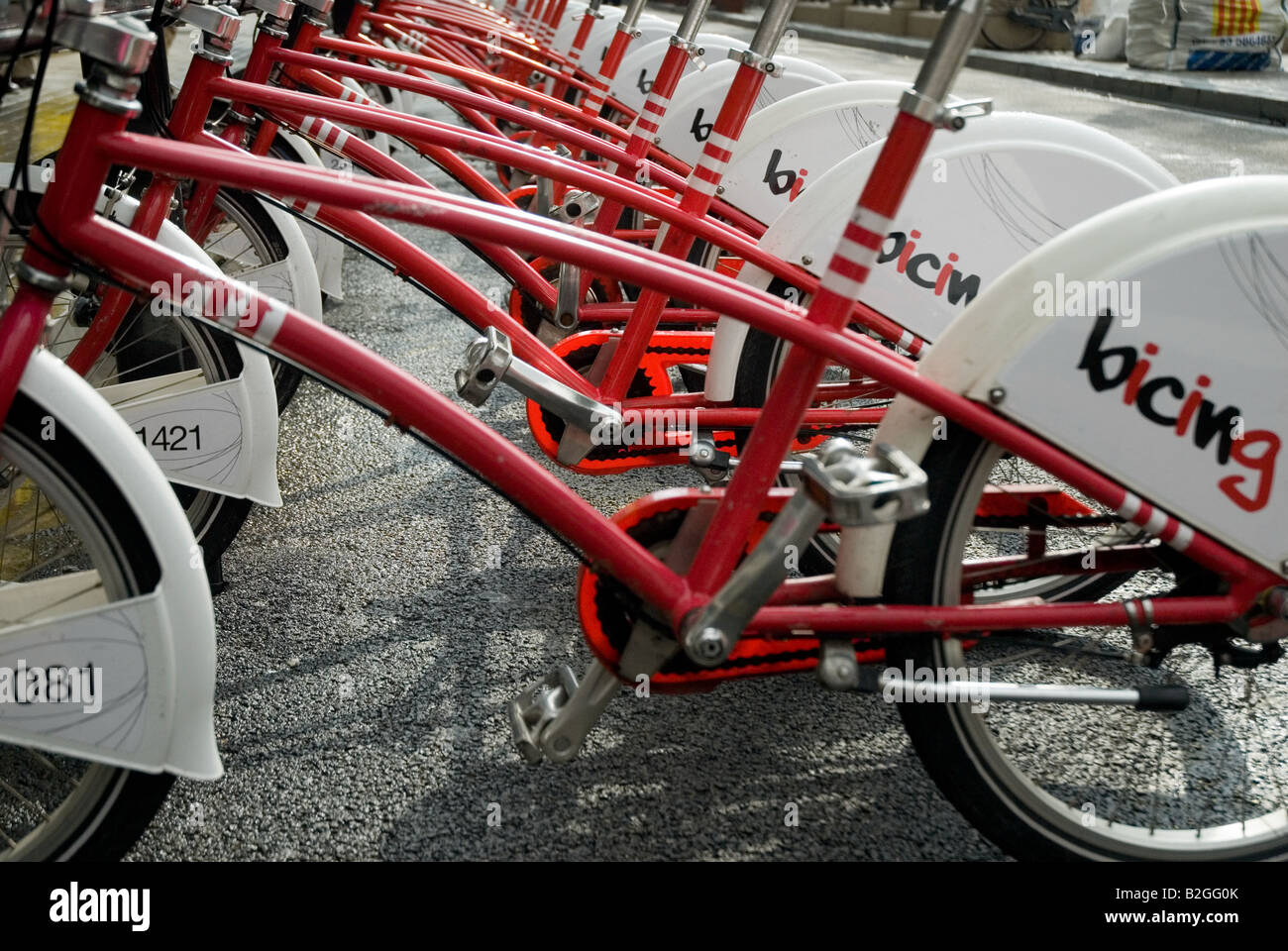 Bikes in line rent bike hi-res stock photography and images - Page 2 - Alamy