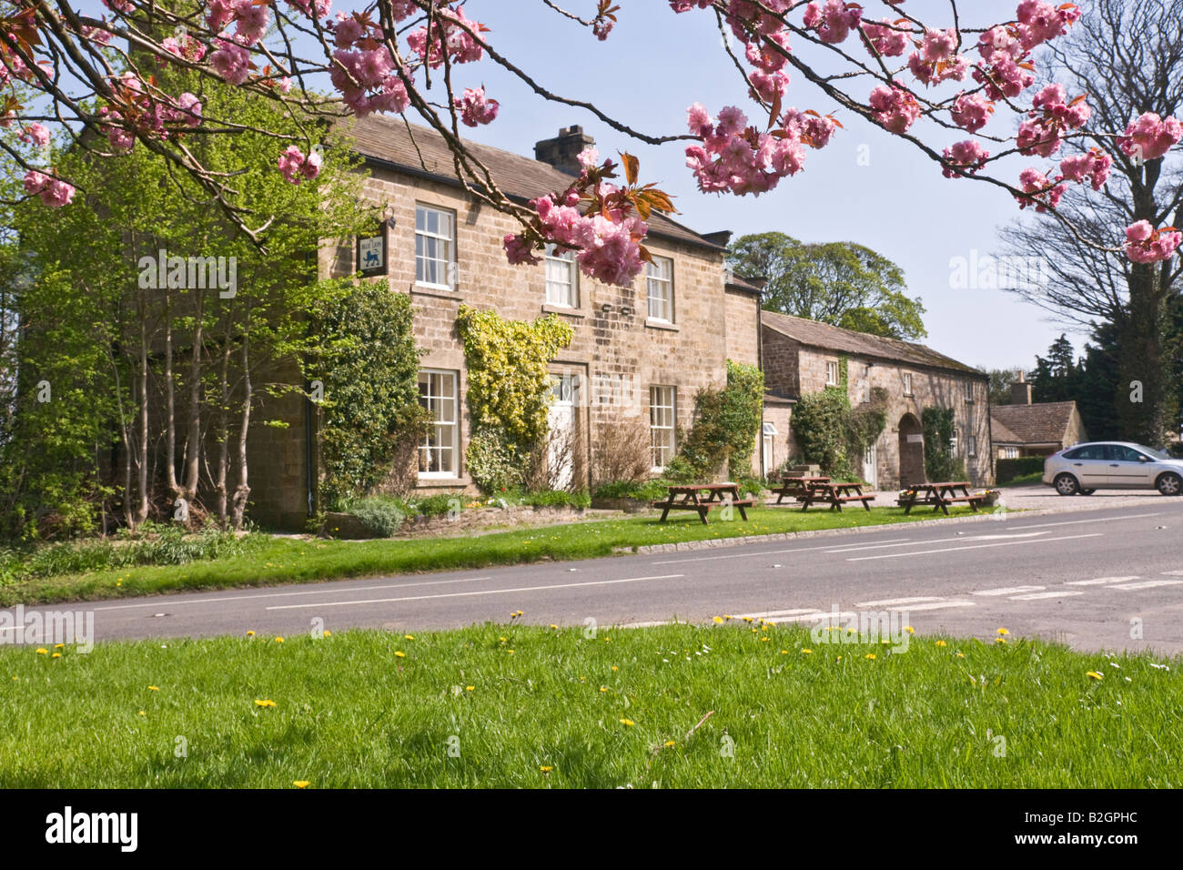The Blue Lion, East Witton, North Yorkshire Stock Photo Alamy