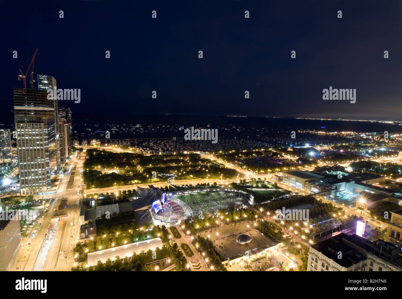 Chicago lakefront hi-res stock photography and images - Alamy