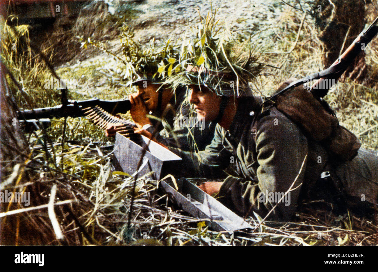 MG 34 Eastern Front 1941 photo of Wehrmacht machine gunners in action during the German invasion of Russia Stock Photo