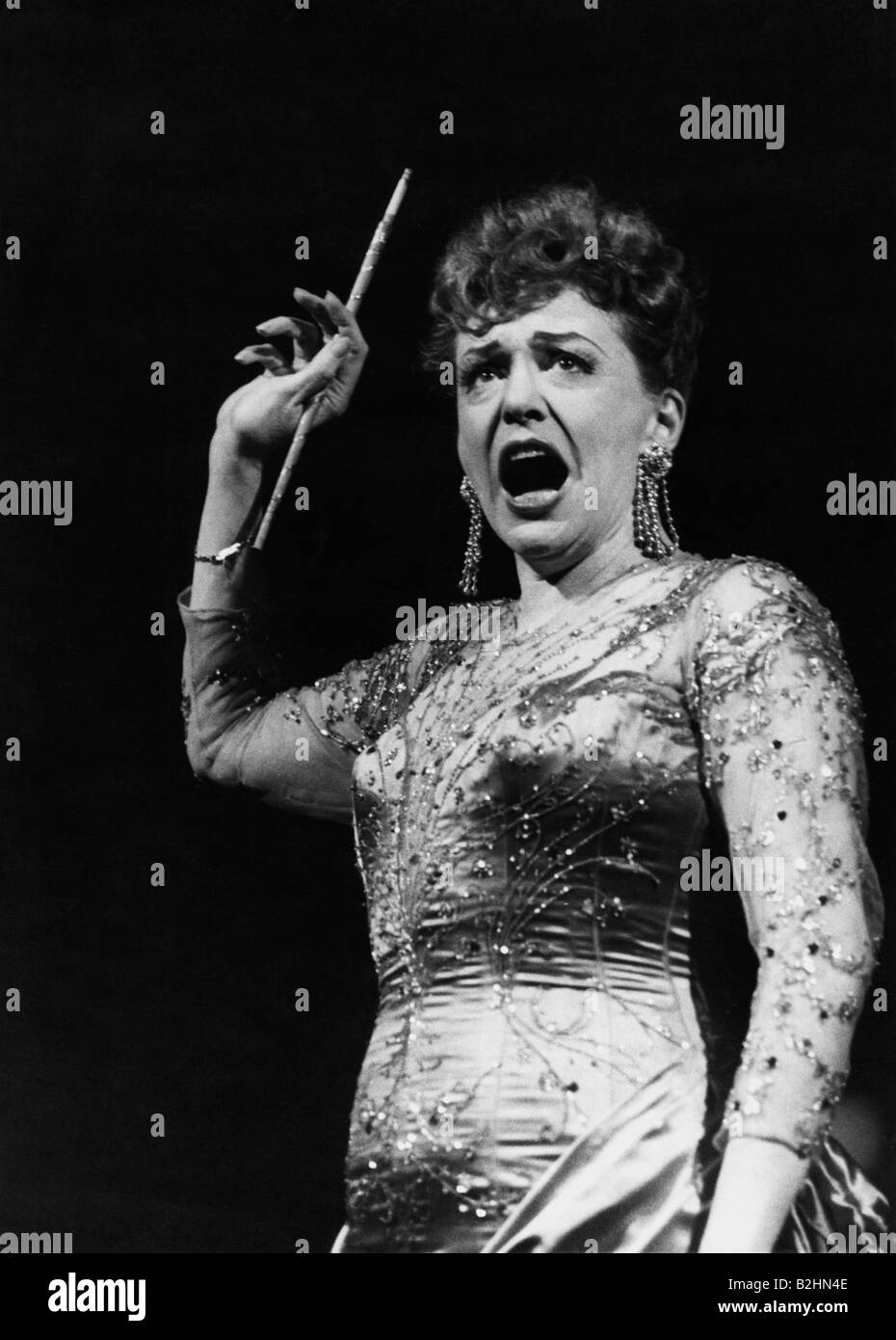 Leander, Zarah, 15.3.1907 - 23.6.1981, Swedish actress and singer, half length, during premiere of play 'Madame Scandaleuse', Deutsches Theater, Munich, Germany, 25.2.1959, Stock Photo