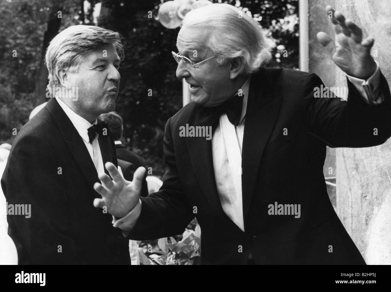 Wagner, Wolfgang, 30.8.1919 -21.3.2010, German festival director (Bayreuth), grandson of Richard Wagner, together with the Bavarian minister for education Prof. Dr. Hans Maier, 1985, , Stock Photo
