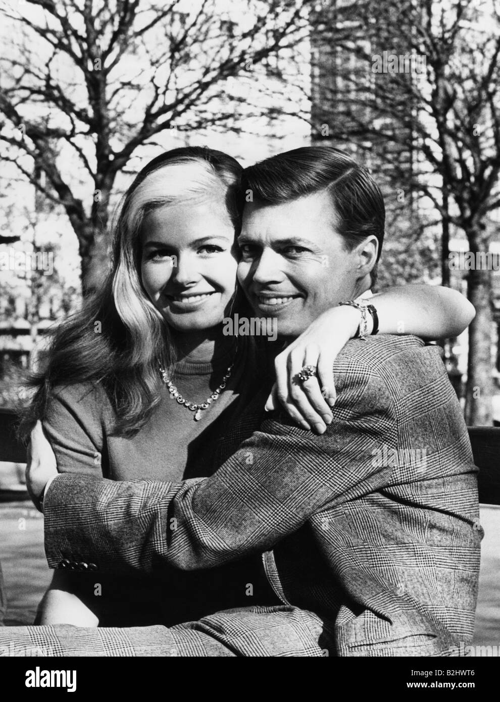Böhm, Karlheinz, 16.3.1928 - 29.5.2014, Austrian actor, half length, with wife Gudula Blau, circa 1961, Stock Photo