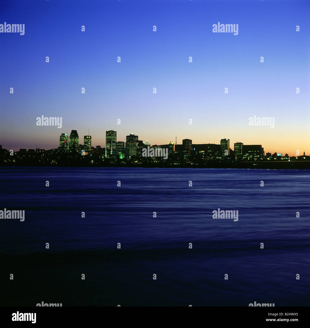 geography / travel, Canada, Quebec, Montreal, view from  Ile Notre Dame at the town at night, night shot, skyline, Stock Photo