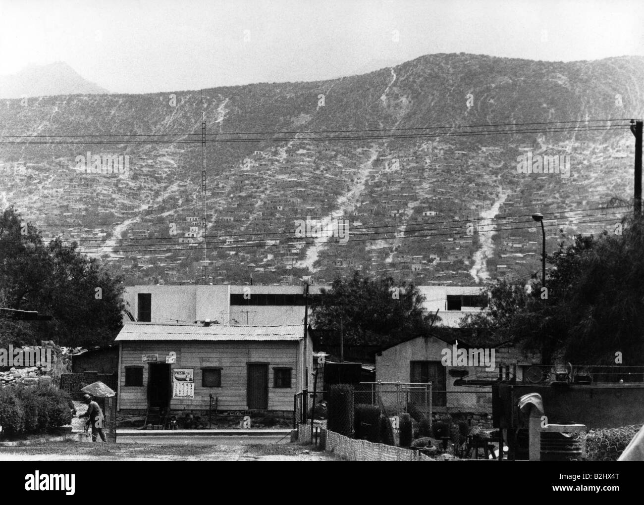 geography / travel, Mexico, Monterrey, street scenes, huts at street, 1971, Stock Photo