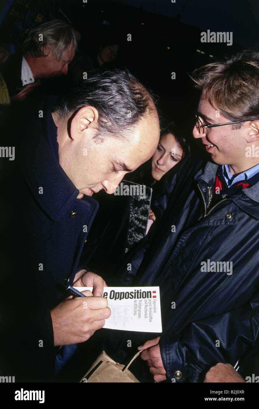 Gysi, Gregor  * 16.1.1948, German jurist and politician, chairman of the parliamentary group PDS 1990 - 2001, during election campaign for Bundestag, Munich, 1994, , Stock Photo