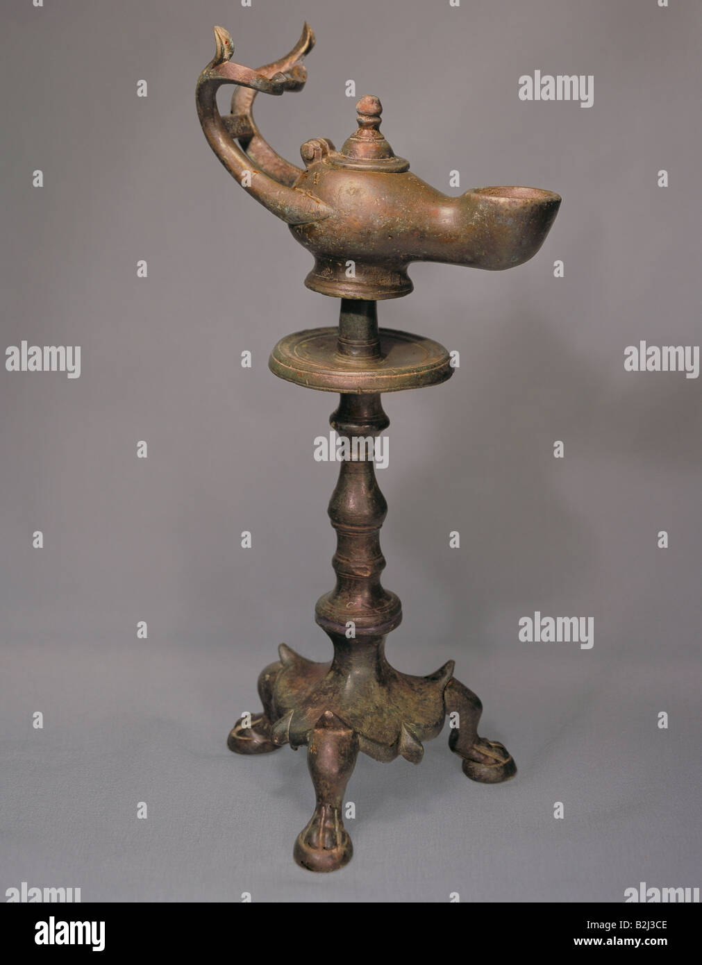 habitation, lamps, oil lamp, Byzantine, brass, 6th century, Bavarian