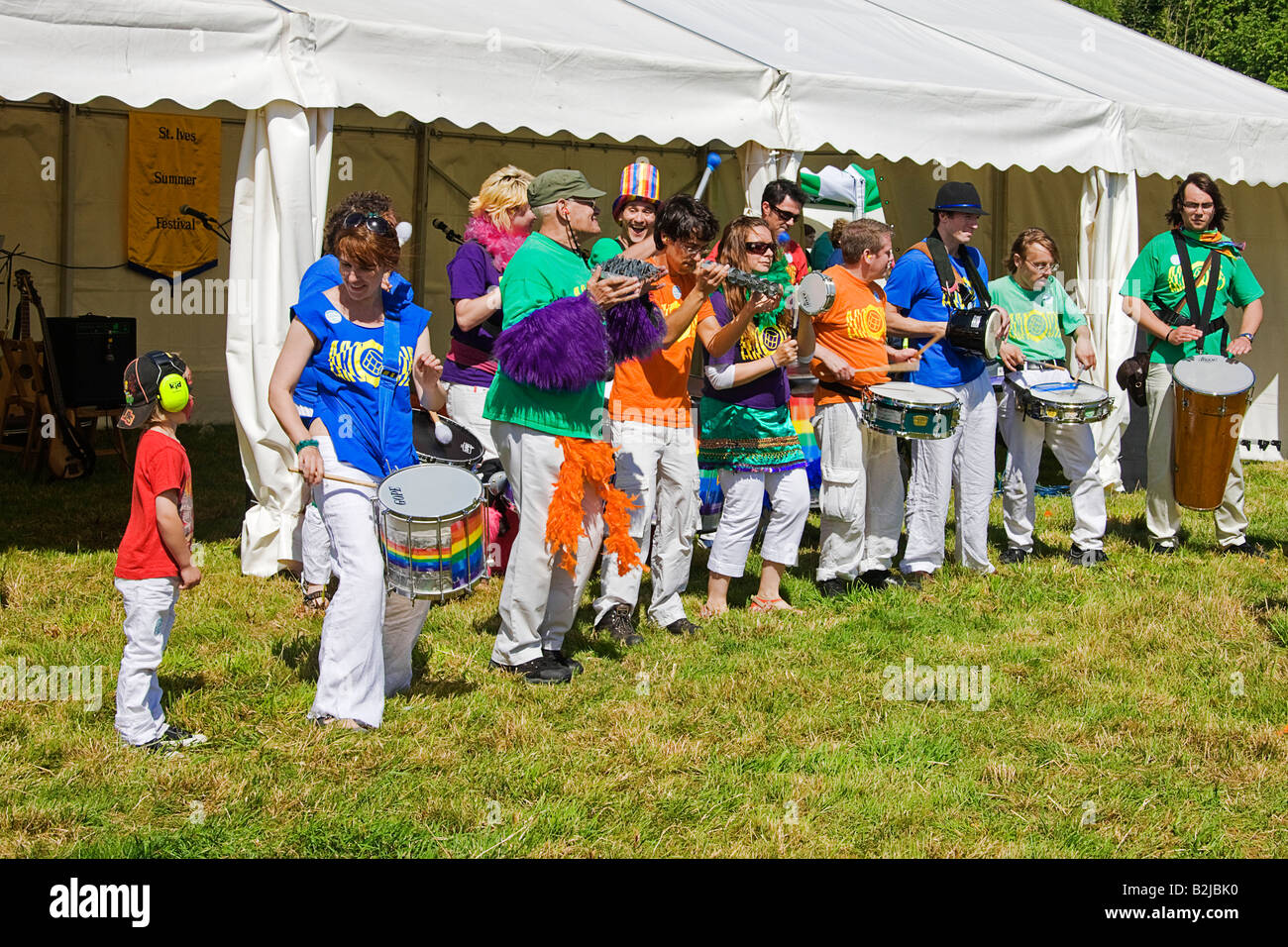 Brazil drum hires stock photography and images Alamy